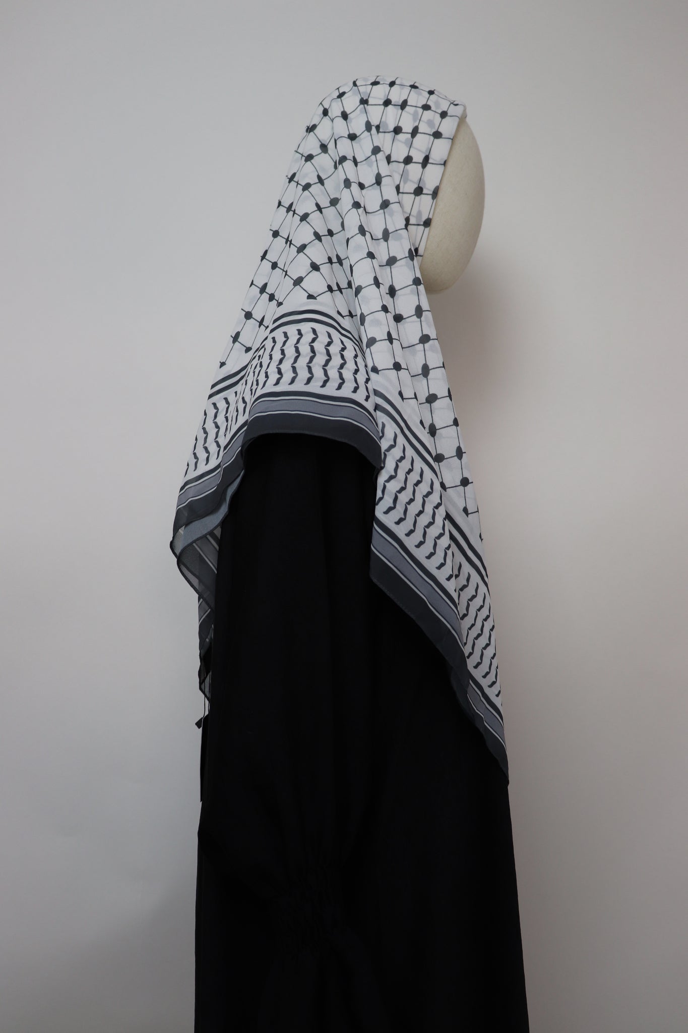 Square Kiffeyeh Chiffon Hijab - Gray