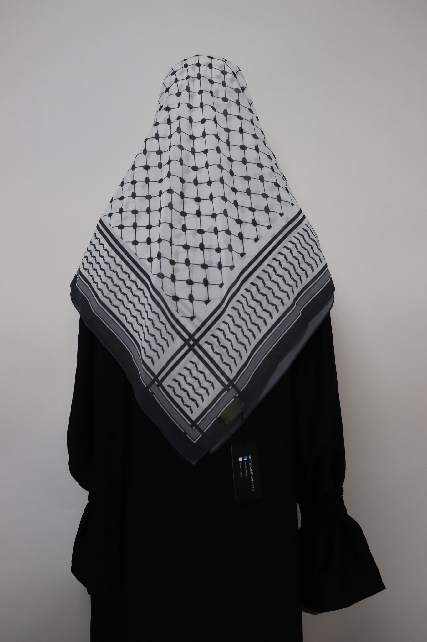 Square Kiffeyeh Chiffon Hijab - Gray