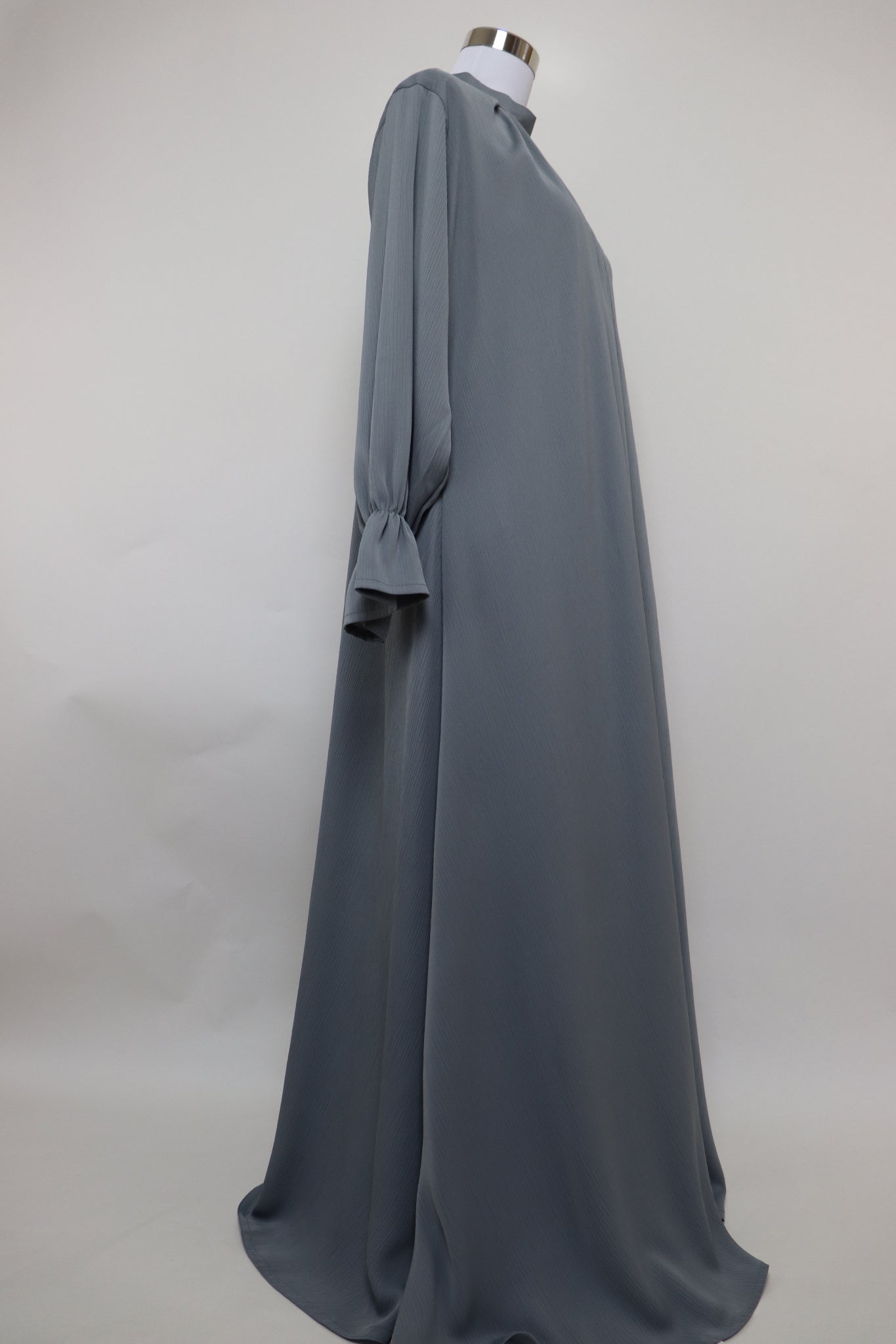Closed Semi Flare Crinkle Abaya - Smoked Gray