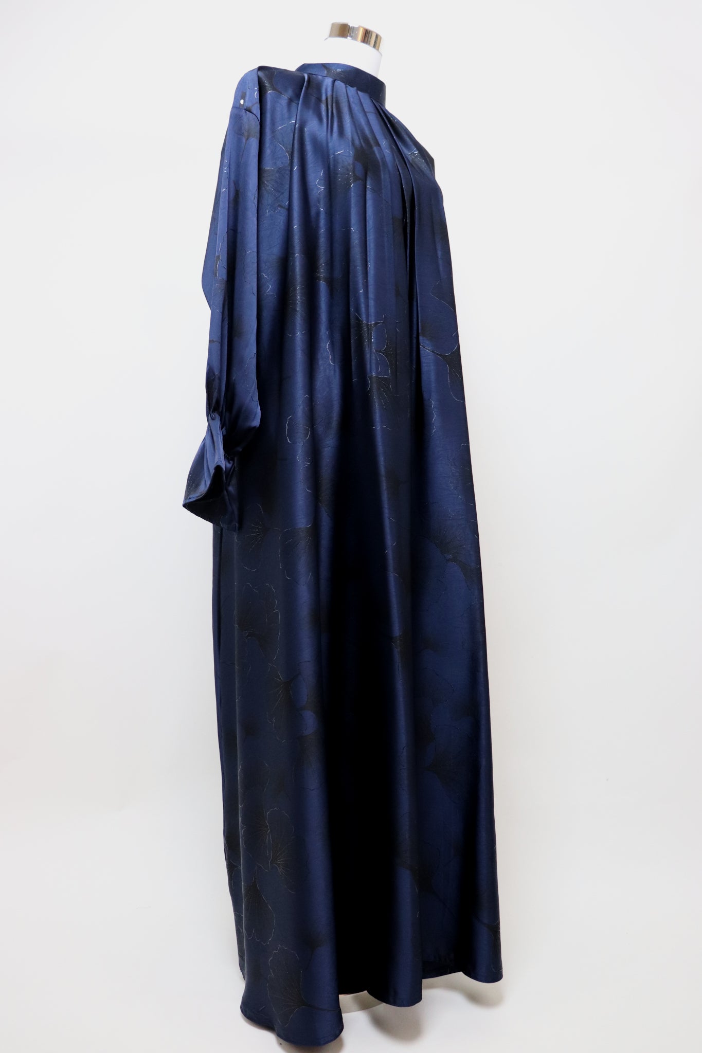 Closed Semi Flare Printed Abaya - Navy