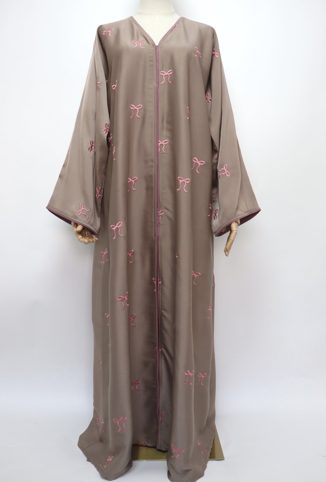Open Bow Embroidery Crinkle Abaya - Mocha / Pink