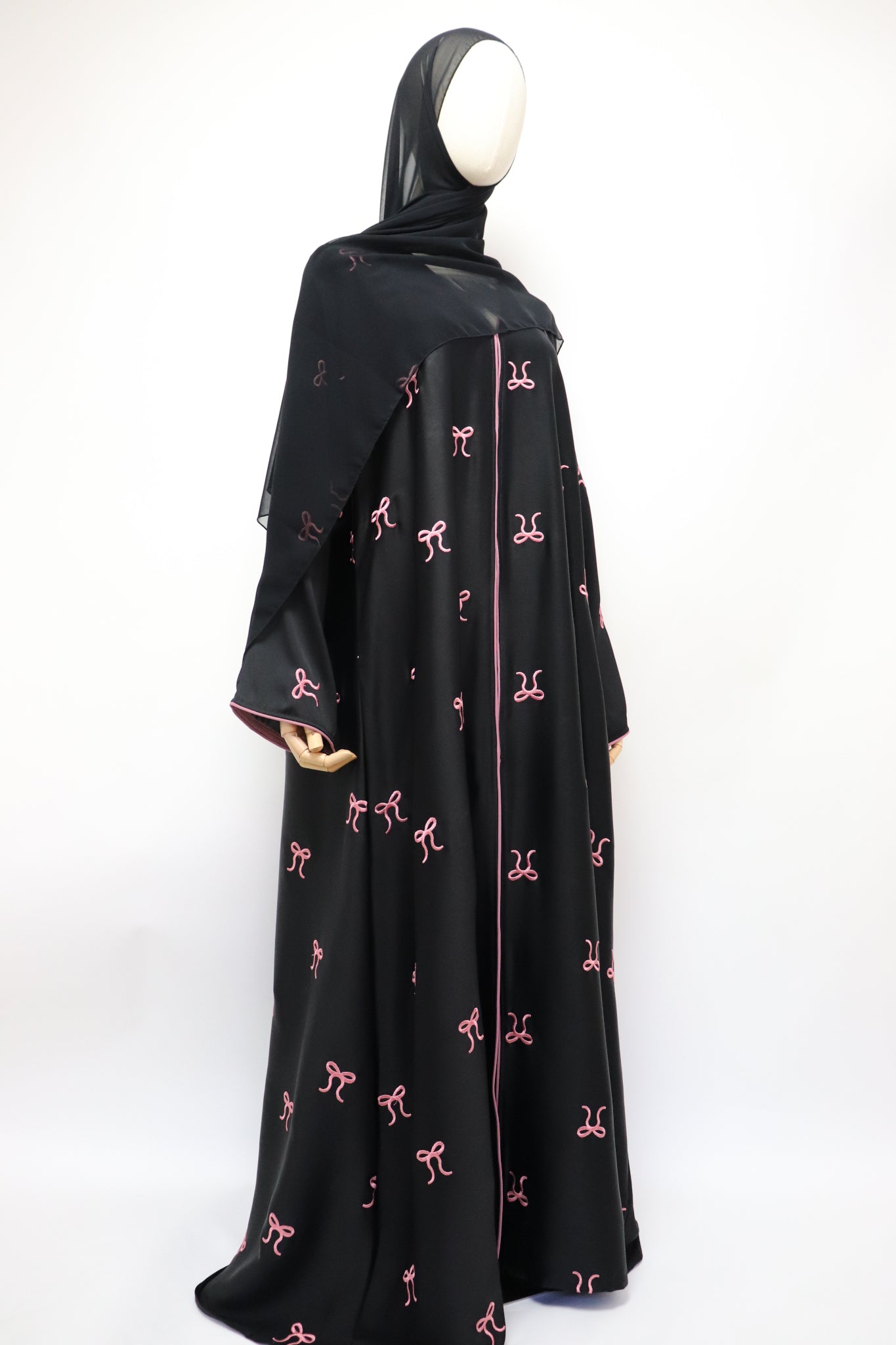 Open Bow Embroidery Crinkle Abaya - Black / Pink