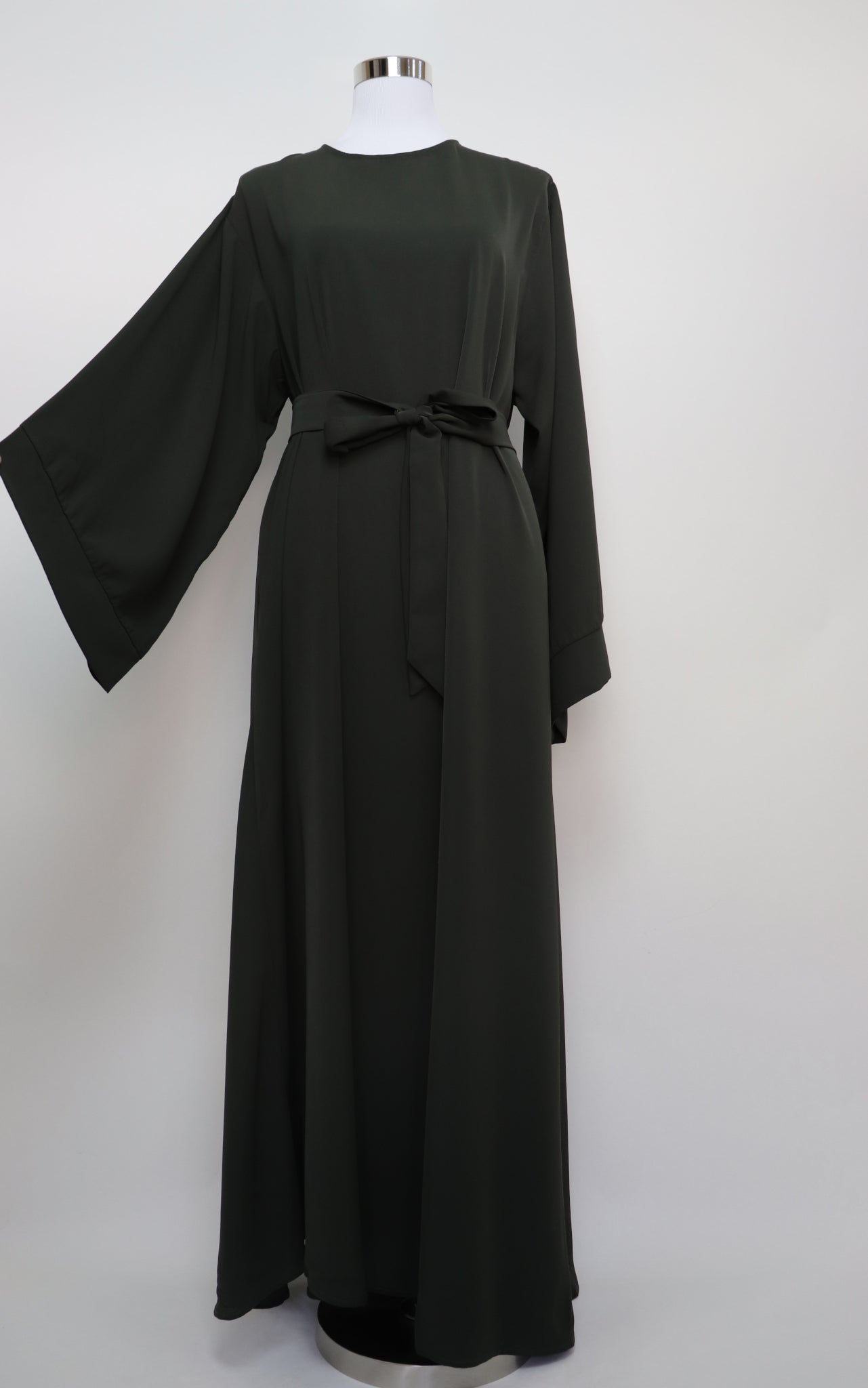 Classic Closed Flare Abaya Wide Sleeves - Deep Olive