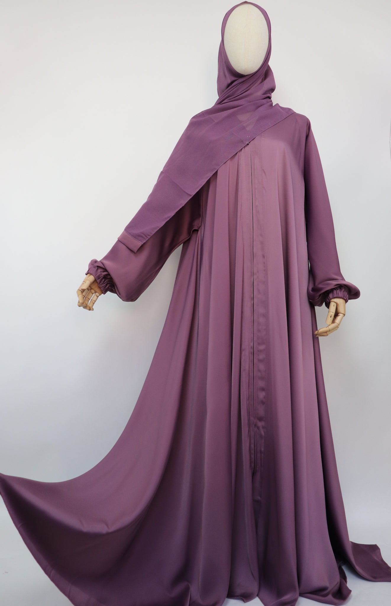 Full-zip Cuffed Flare Umbrella Abaya - Plum