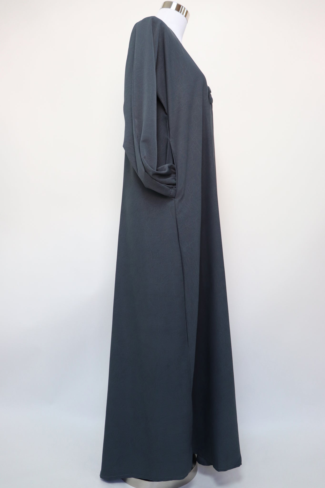 Marble Closed Semi Flare Cuffed Abaya - Black