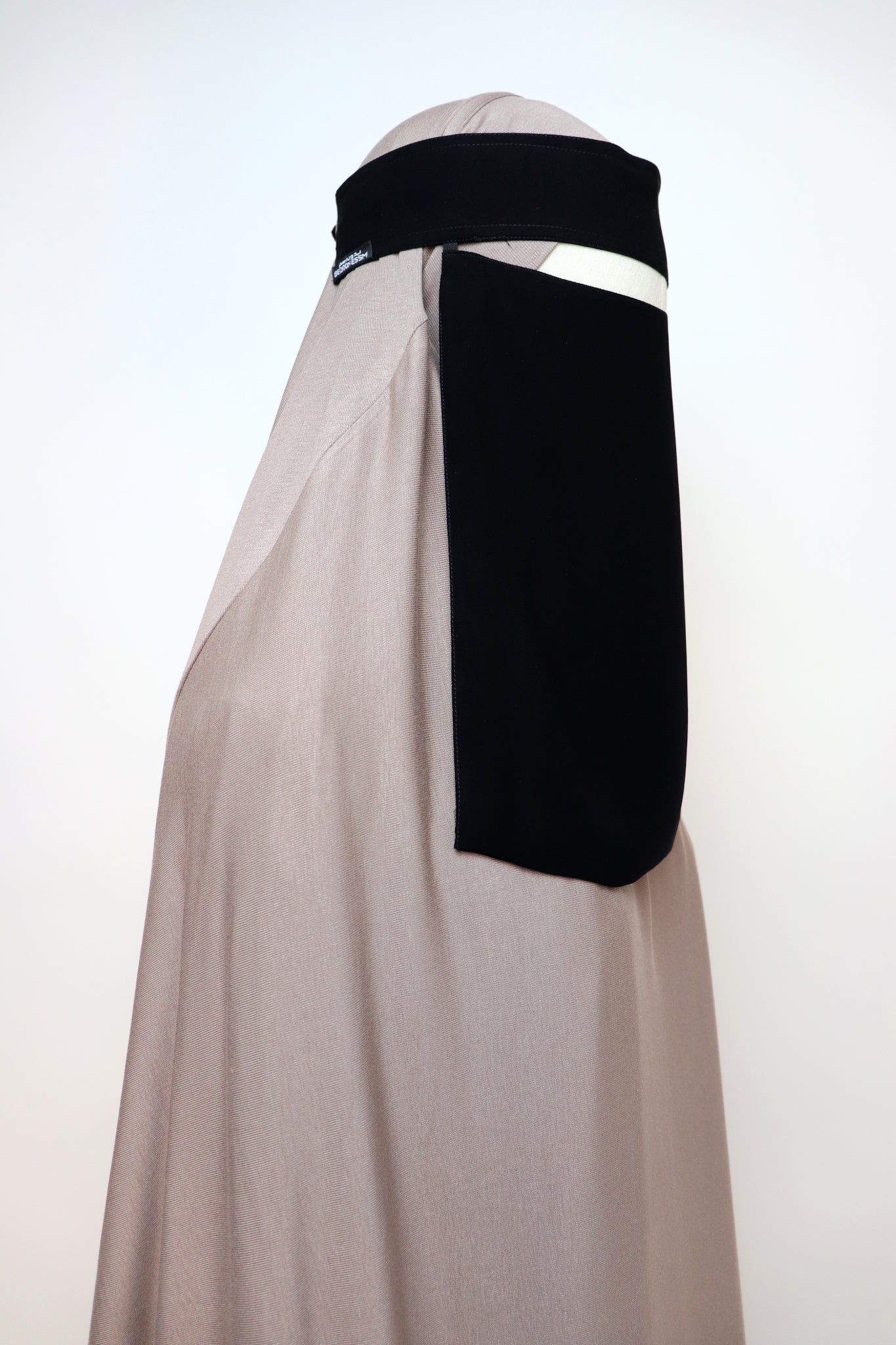 Bedoon Essm Pull-down One Layer Niqab - Black